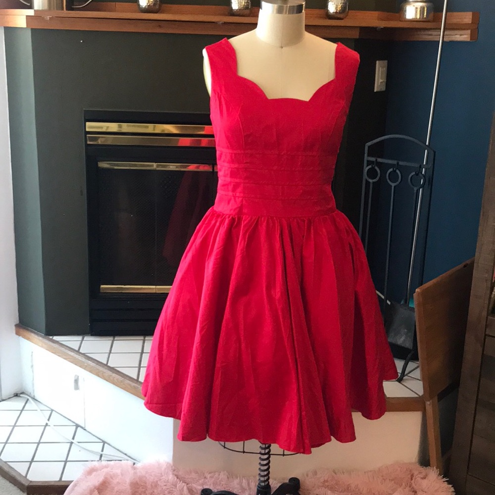 Unique Vintage Plus Roman Holiday Red Dress 2X NWT